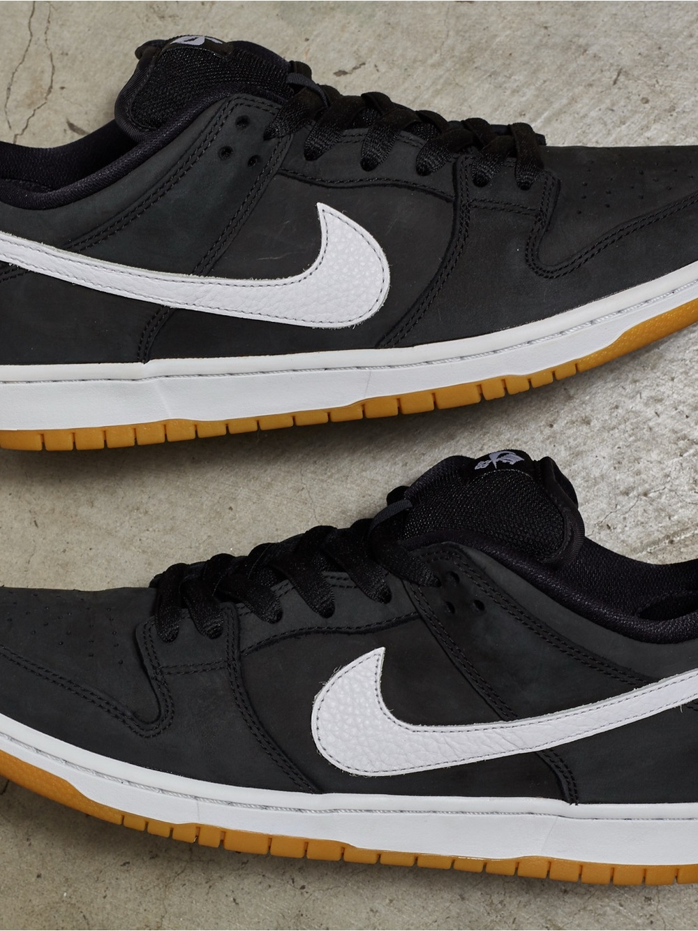 Nike SB Dunk Low Pro ISO Orange Label ‘Black/White/Gum’